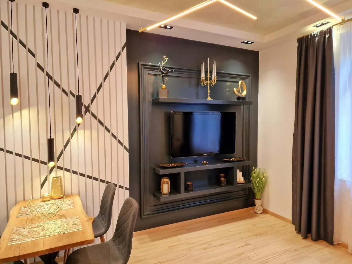 Fs Apartments Varna - Beautiful Apartment In The Center Of Varna 0*,