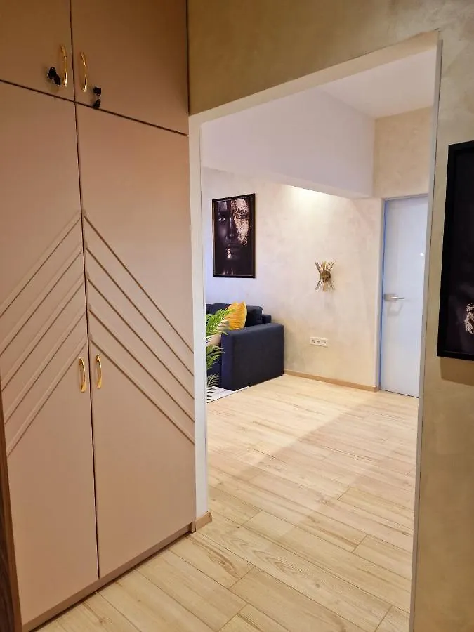 Fs Apartments Varna - Beautiful Apartment In The Center Of Varna 0*,